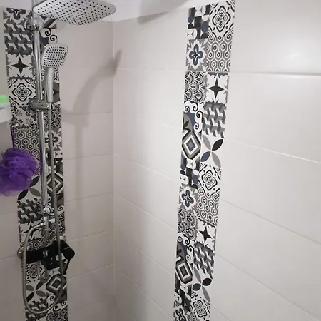 Apartament Sub Cetate